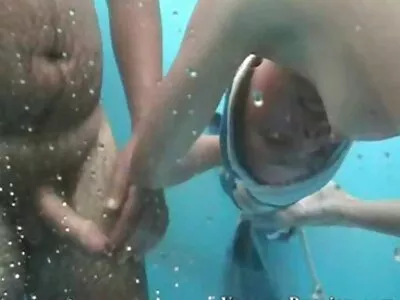 Tóc vàng đang phim sex nhật đẹp chơi với một món đồ chơi