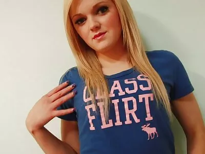 Emo babes phim sex nhật bản 18 tuổi yêu đến deepthroat dicks