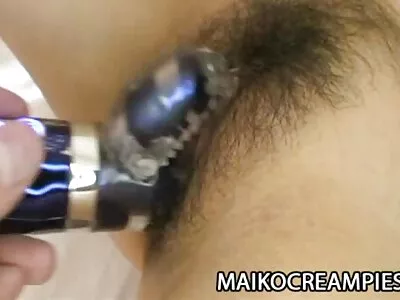 Tóc vàng vẻ đẹp thức dậy với một vòi nước sex gái trẻ nhật